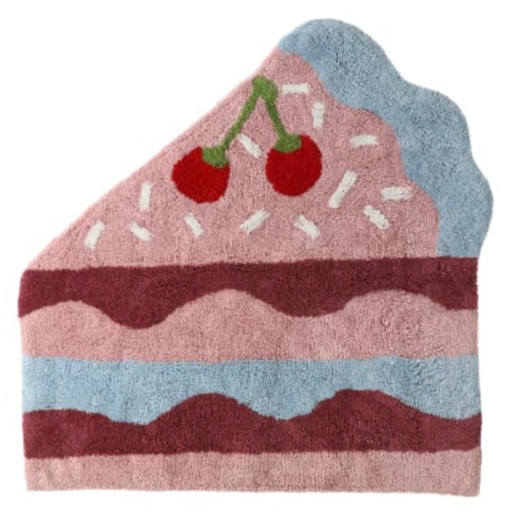 ROOM 2 ROOM PIECE OF CAKE ACCENT RUG NEW  🍰🍰🍰